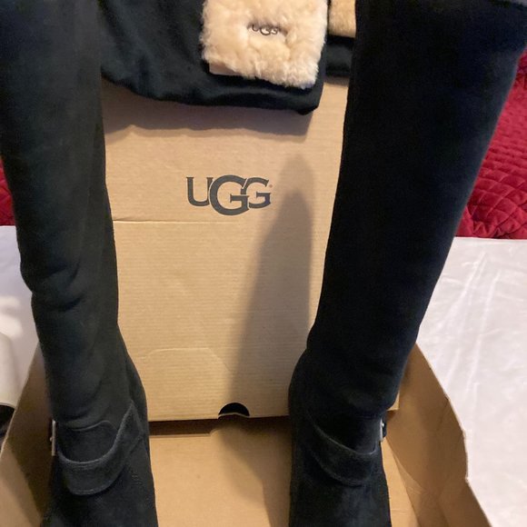 Ugg Black Suede Shearling Lined Gisselle Wedges Tall Boots - Size 10 - Picture 3 of 8